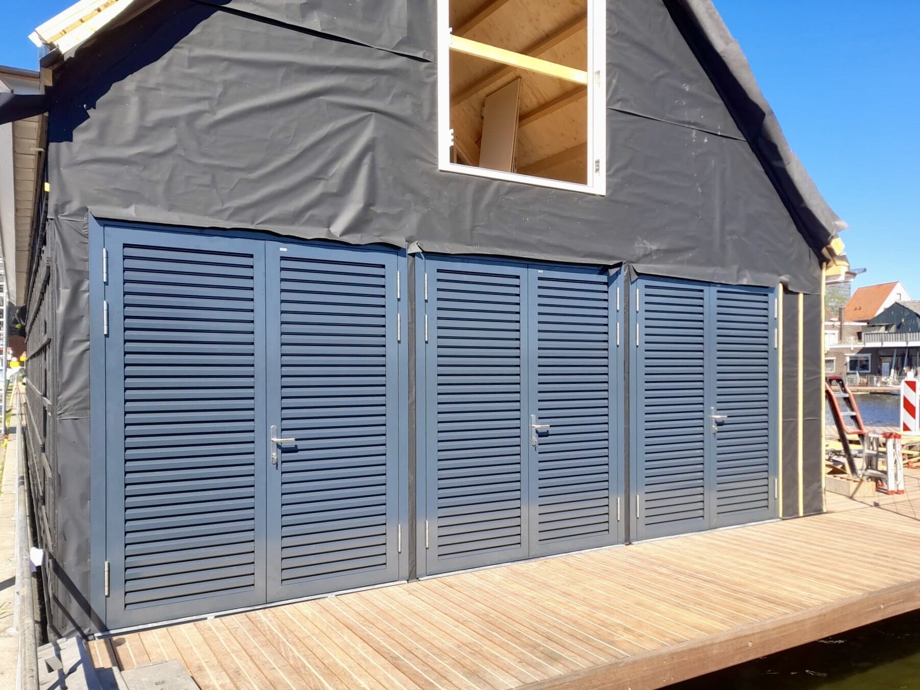 Kozijnen en gevel voor project Houthaven